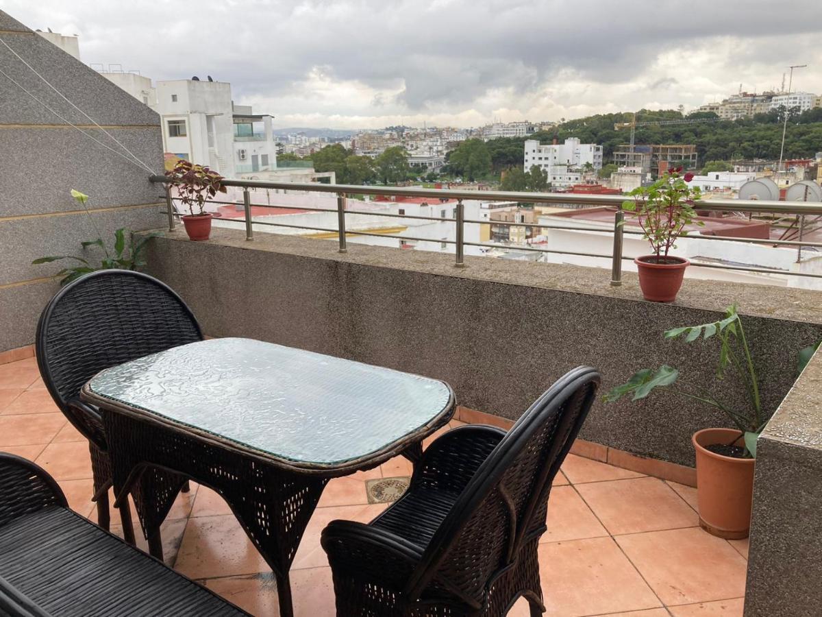 Superb Apartment In The Heart Of Tanger Kültér fotó